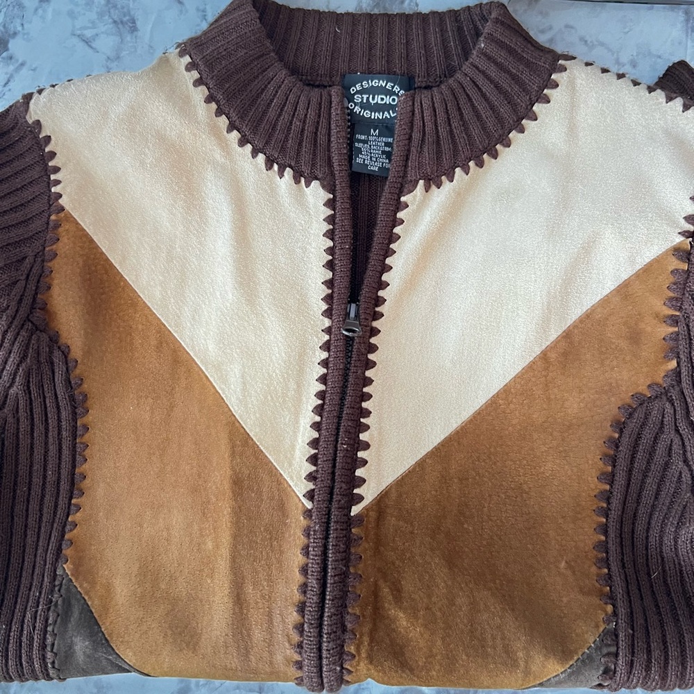 Vintage Woman’s 100% Leather & Knit Jacket Sz Medium